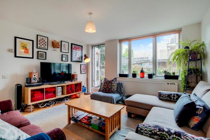 2 Bedroom Maisonette To Rent In Amina Way, London, SE16