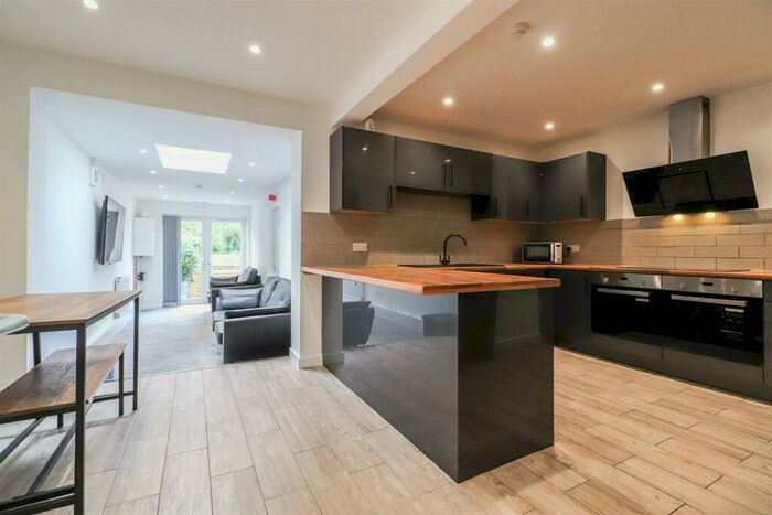 6 Bedroom Terraced House To Rent In Terry Road, Stoke, Coventry, CV1