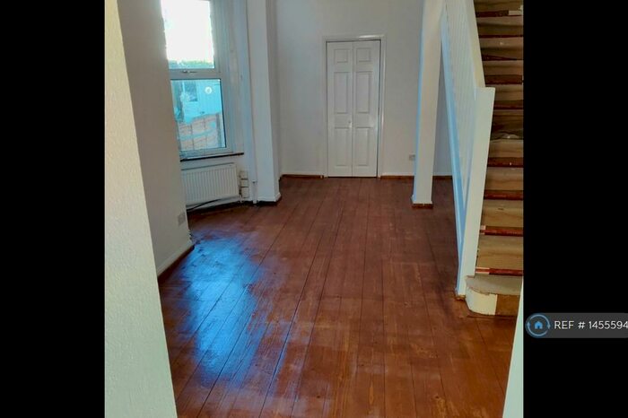 1 Bedroom Flat To Rent In Elderton Road, Westcliff-On-Sea, SS0