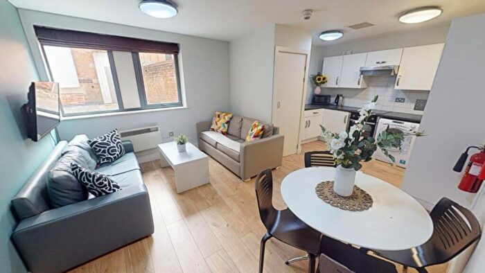 4 Bedroom Flat To Rent In Woolpack Lane, Nottingham, NG1