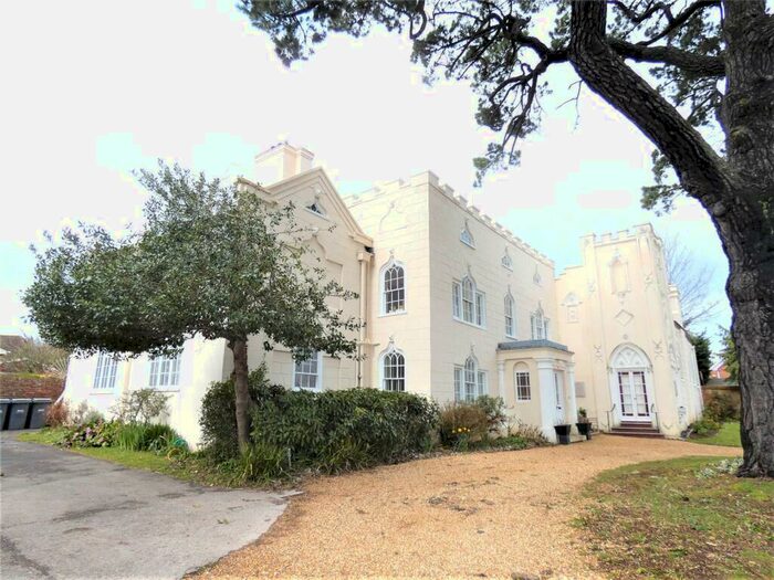 1 Bedroom Apartment To Rent In Lower Road, Havant, Hampshire, PO9