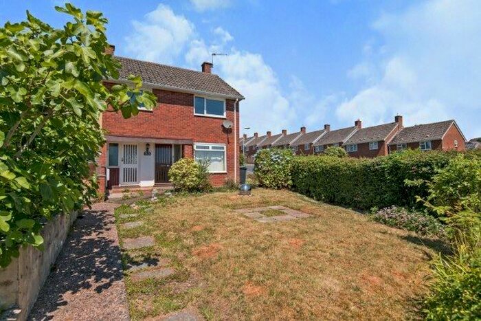 3 Bedroom Property To Rent In Pellinore Road, Exeter, EX4