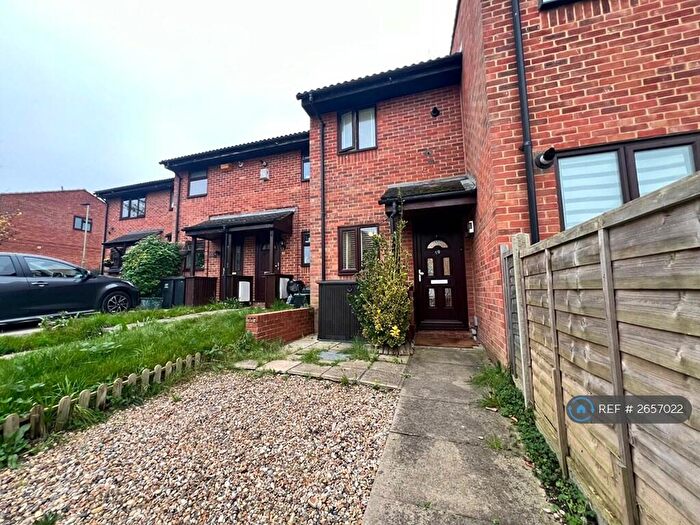 1 Bedroom Terraced House To Rent In Sandpiper Way, Orpington, BR5