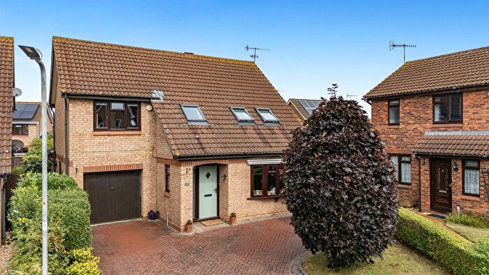 4 Bedroom Detached House For Sale In St Marks Close, Evesham, WR11