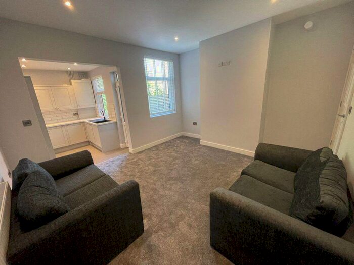 2 Bedroom House Of Multiple Occupation To Rent In William Street, Loughborough, LE11