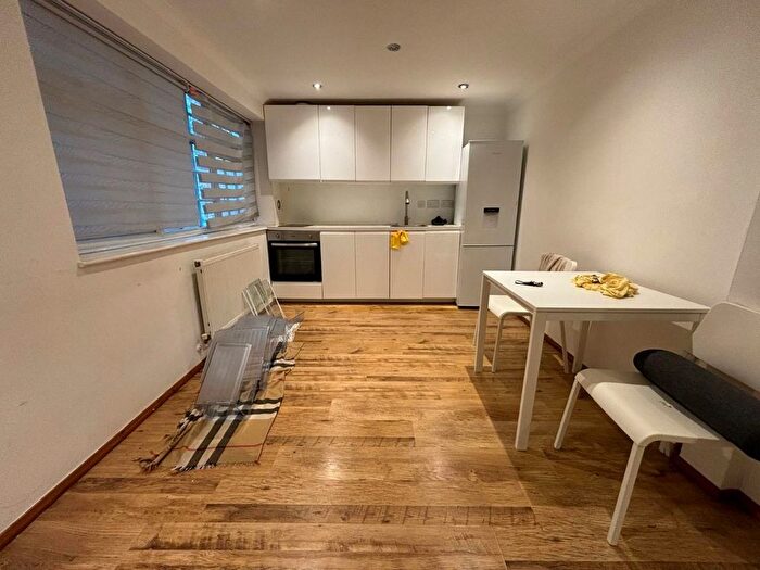 1 Bedroom Flat To Rent In Station Road, London, NW4