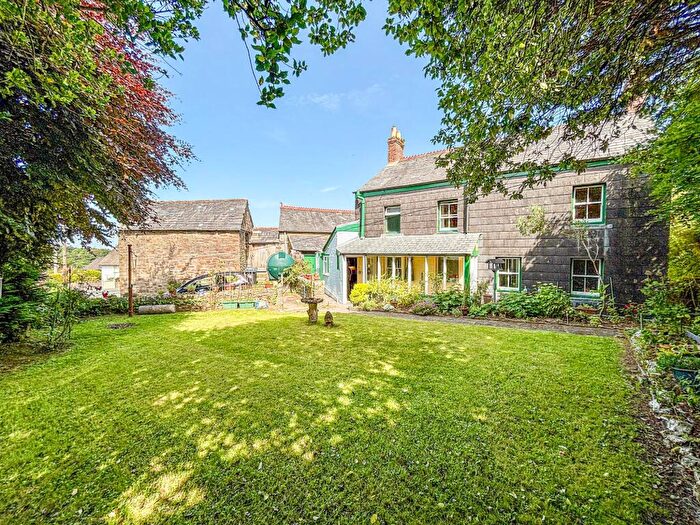 5 Bedroom Detached House For Sale In East Taphouse, Liskeard, PL14