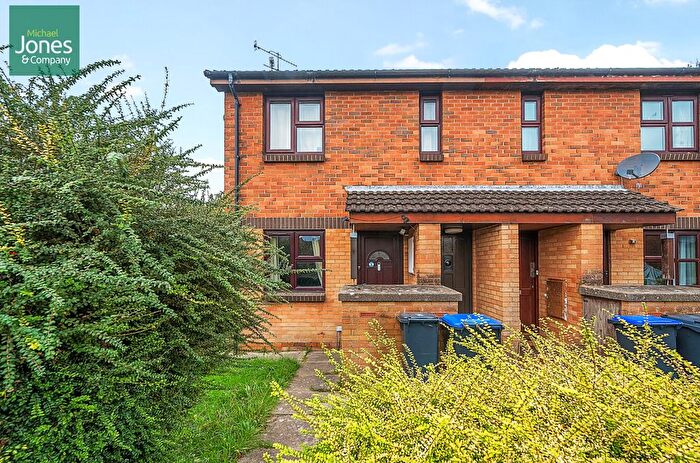 1 Bedroom Flat To Rent In Pilgrims Walk, Worthing, West Sussex, BN13