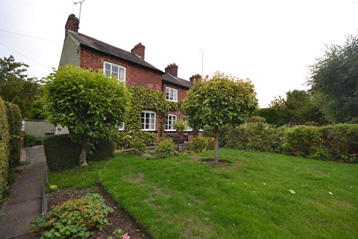 3 Bedroom Semi Detached House To Rent In Derby Road, Bramcote, NG9