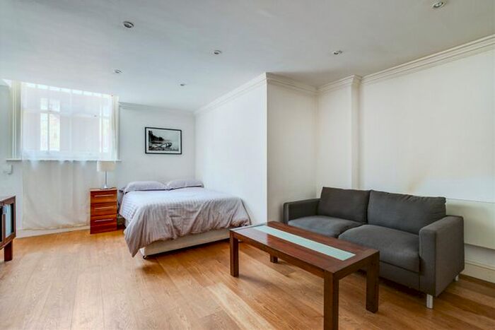 Studio To Rent In Harrington Gardens, South Kensington, SW7