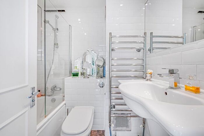 1 Bedroom Flat To Rent In Prince Albert Road, London, NW8