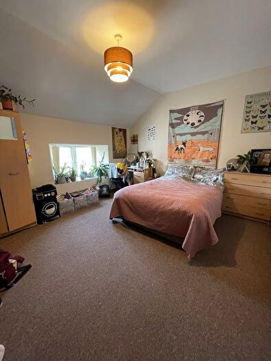 6 Bedroom Maisonette To Rent In Burrows Road, Swansea, SA1