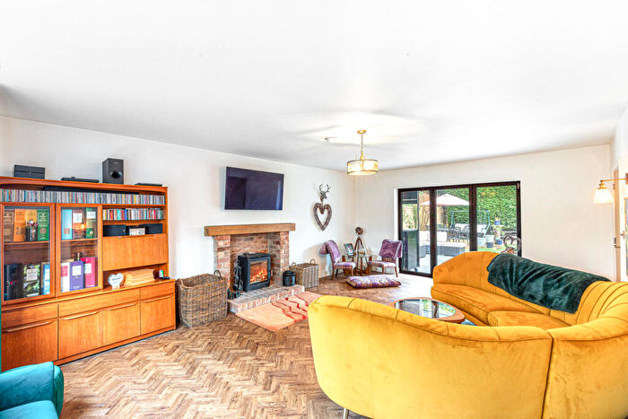 5 Bedroom Detached House For Sale In Forest Drive, Kirby Muxloe, LE9