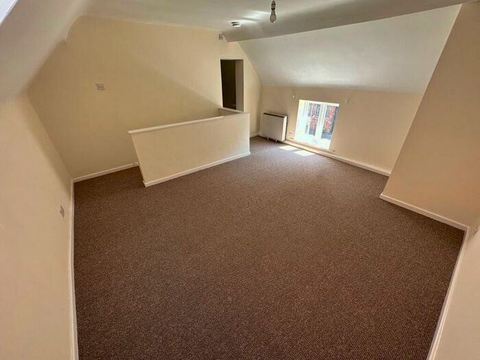 1 Bedroom Flat To Rent In High Street, Burton-On-Trent, DE14