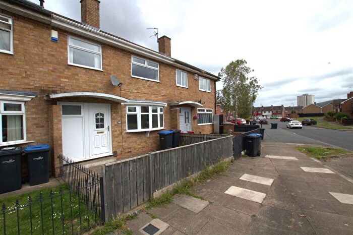 3 Bedroom Terraced House To Rent In Burwell Road, Middlesbrough, TS3