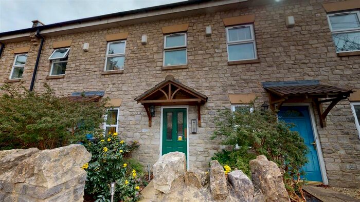 2 Bedroom Flat To Rent In Radstock Road, Midsomer Norton, Radstock, BA3