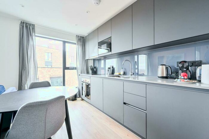 Studio To Rent In Dipper Drive, Bow, E3