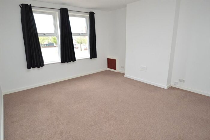 1 Bedroom Flat To Rent In Market Place, Shirebrook, Mansfield, Derbyshire, NG20
