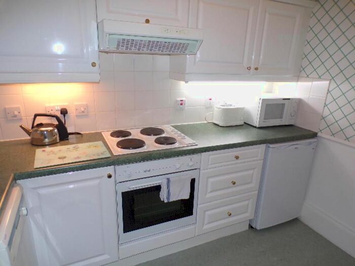 1 Bedroom Flat To Rent In Union Grove, First Floor, AB10