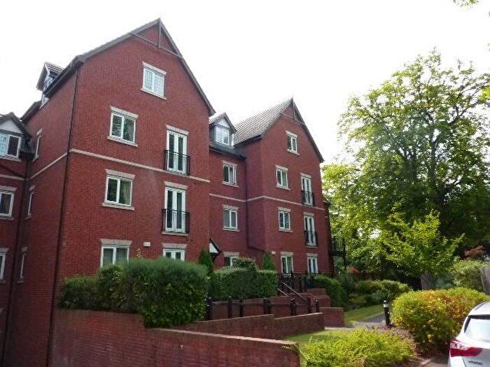 2 Bedroom Flat To Rent In The Place, Harborne, B17