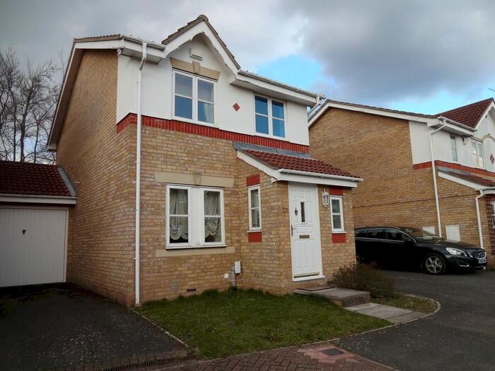 3 Bedroom Property To Rent In Montana Gardens, London SE26