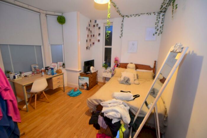 4 Bedroom Flat To Rent In Raleigh Street, Arboretum, Nottingham, NG7