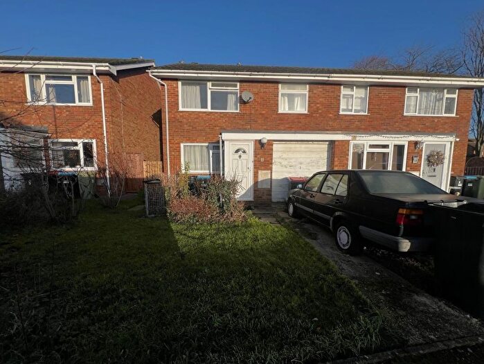 3 Bedroom Semi Detached House For Sale In Holland Way, Newport Pagnell, MK16