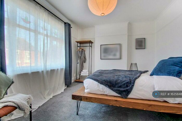 4 Bedroom Detached House To Rent In Bearmore Road, Cradley Heath, B64