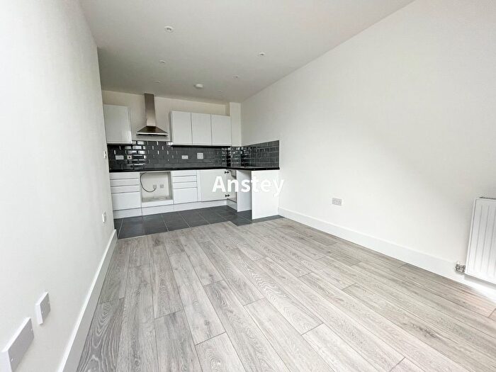 2 Bedroom Flat To Rent In Portswood Road, Southampton, SO17