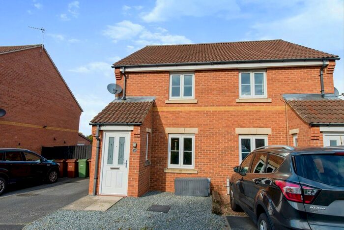 2 Bedroom Semi-Detached House To Rent In Pasture Way, Castleford, West Yorkshire, WF10