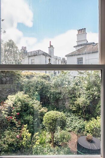 4 Bedroom Duplex For Sale In Brighton, East Sussex, BN1 - Photo 11