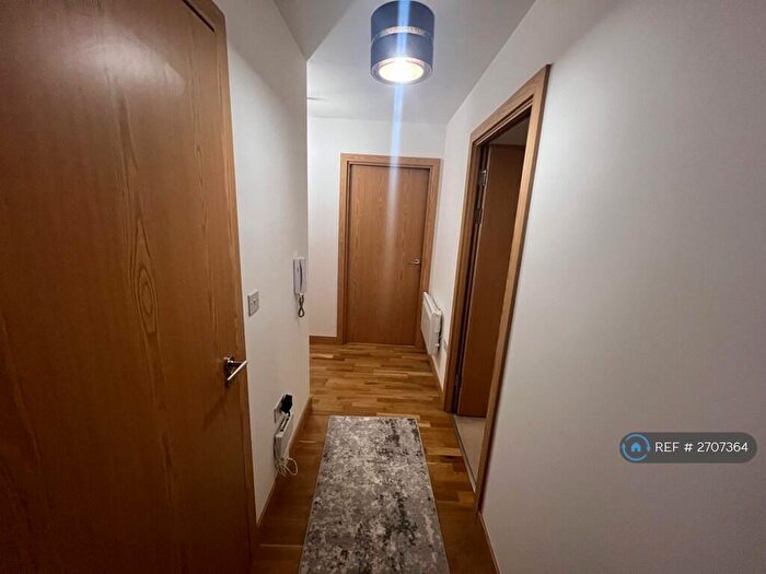 2 Bedroom Flat To Rent In Cherrydown East, Basildon, SS16