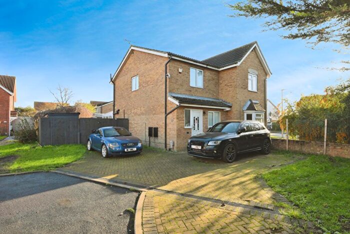 2 Bedroom End Of Terrace House For Sale In Teresa Gardens, Waltham Cross, EN8