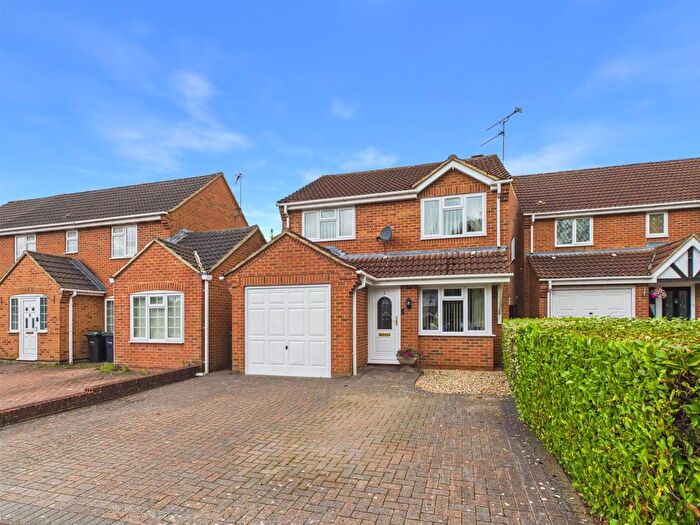 3 Bedroom Detached House For Sale In , Thirsk Close, Chippenham, SN14