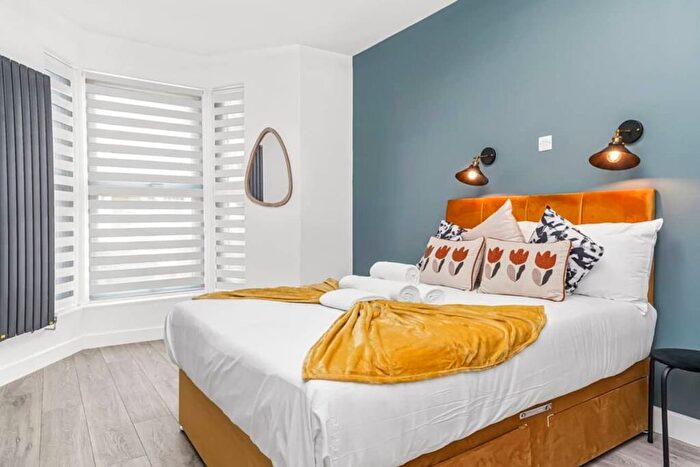 1 Bedroom Flat To Rent In Etherley Rd, London, N15