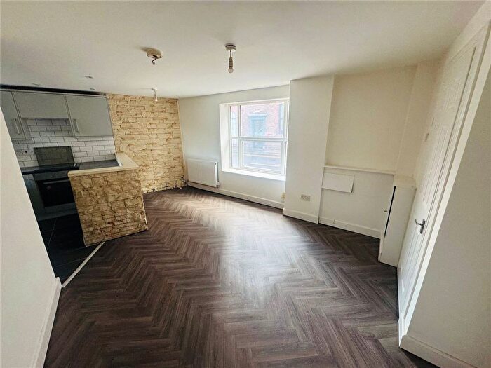 2 Bedroom Terraced House To Rent In Oxford Road, Macclesfield, Cheshire, SK11