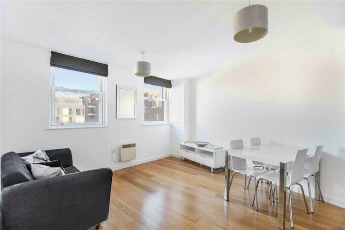 1 Bedroom Apartment To Rent In Caroline Street, London, E1