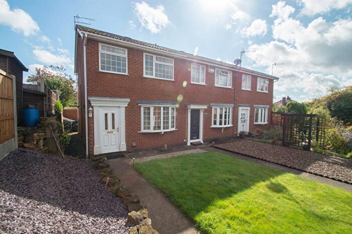 3 Bedroom Town House To Rent In Litchfield Rise, Arnold, Nottingham, NG5