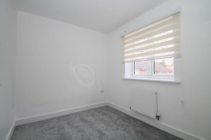 2 Bedroom Flat To Rent In Driscoll Way, CR3