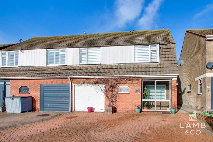 3 Bedroom Semi-detached House For Sale In Crown Road, Clacton-On-Sea, CO15