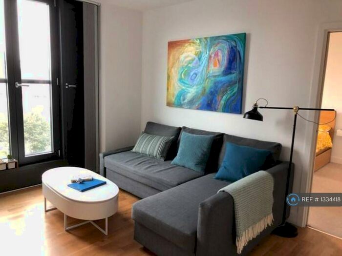 1 Bedroom Flat To Rent In Station Road, London, SE13