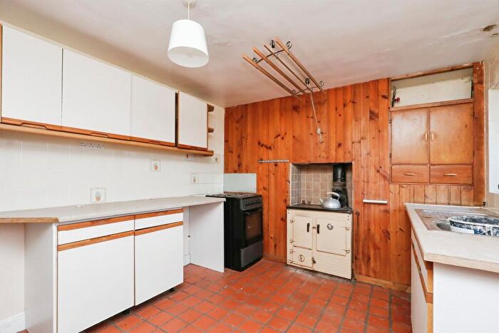 2 Bedroom Cottage For Sale In Lynn Road, Swaffham, PE37