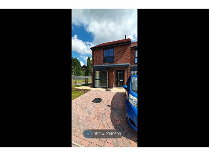 2 Bedroom Semi-Detached House To Rent In Fell Avenue, Newcastle-Under-Lyme, ST5