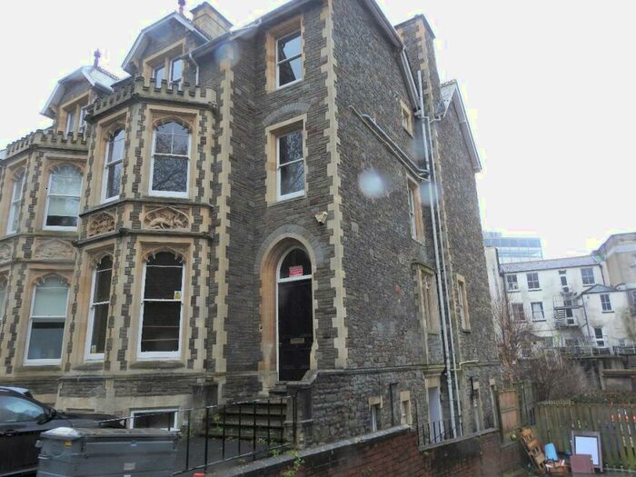 7 Bedroom Semi-Detached House To Rent In Elmdale Road, Tyndalls Park, Bristol, BS8