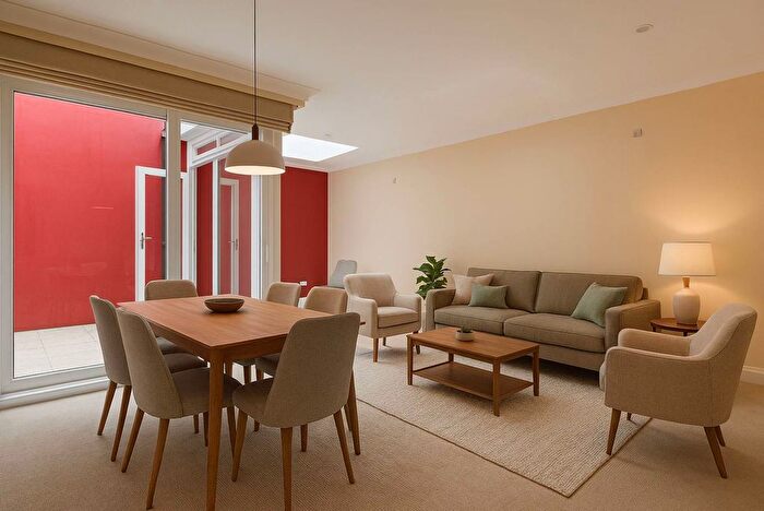 2 Bedroom Flat For Sale In St Georges Square, Pimlico, London, SW1V