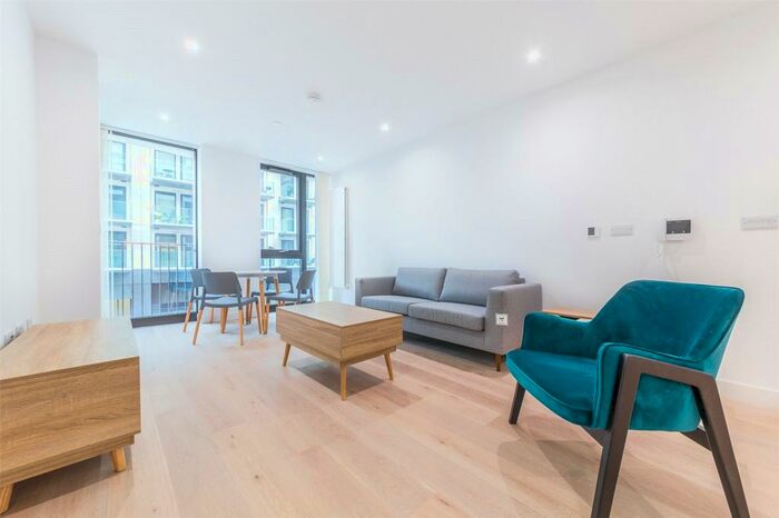 1 Bedroom Apartment To Rent In Pinnacle House, Schooner Road, Royal Wharf, London, E16