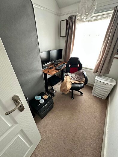 4 Bedroom Terraced House To Rent In Mornington Crescent, Hounslow, TW5