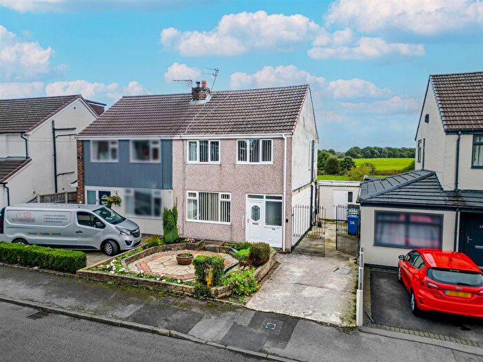 3 Bedroom Semi-Detached House For Sale In Sandfield Crescent, Glazebury, Warrington, WA3