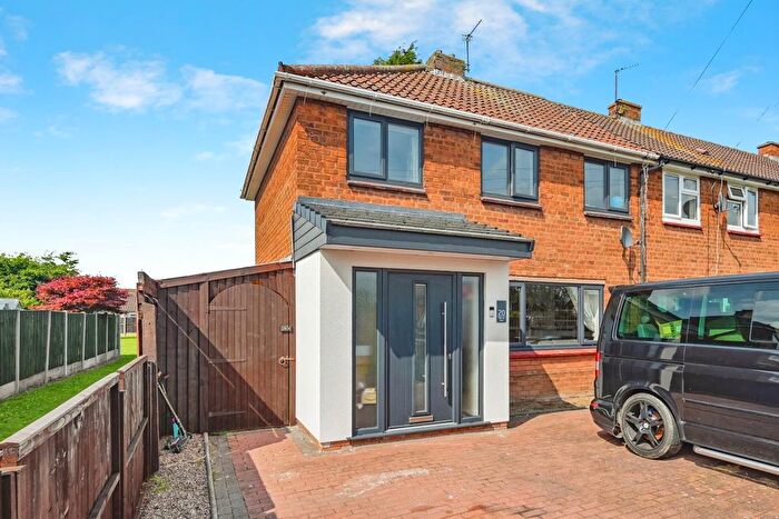 3 Bedroom Semi-Detached House For Sale In Hill Top View, Rugeley, WS15