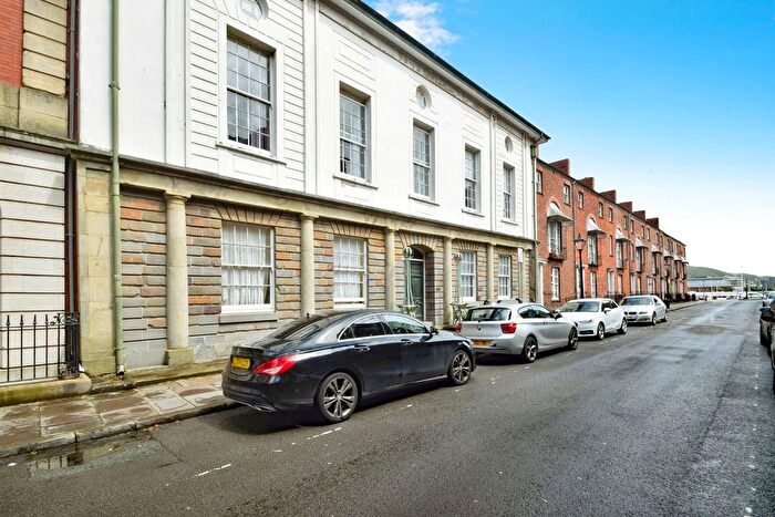 1 Bedroom Flat For Sale In Cambrian Place, Swansea, SA1